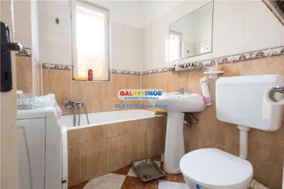 Vanzare apartament 2 camere in vila cu dependinte (Gara de Nord) - foto 6