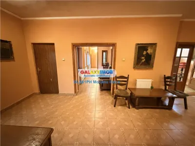 Vanzare casa 4 camere, zona Lupeni, Ploiesti - foto 9