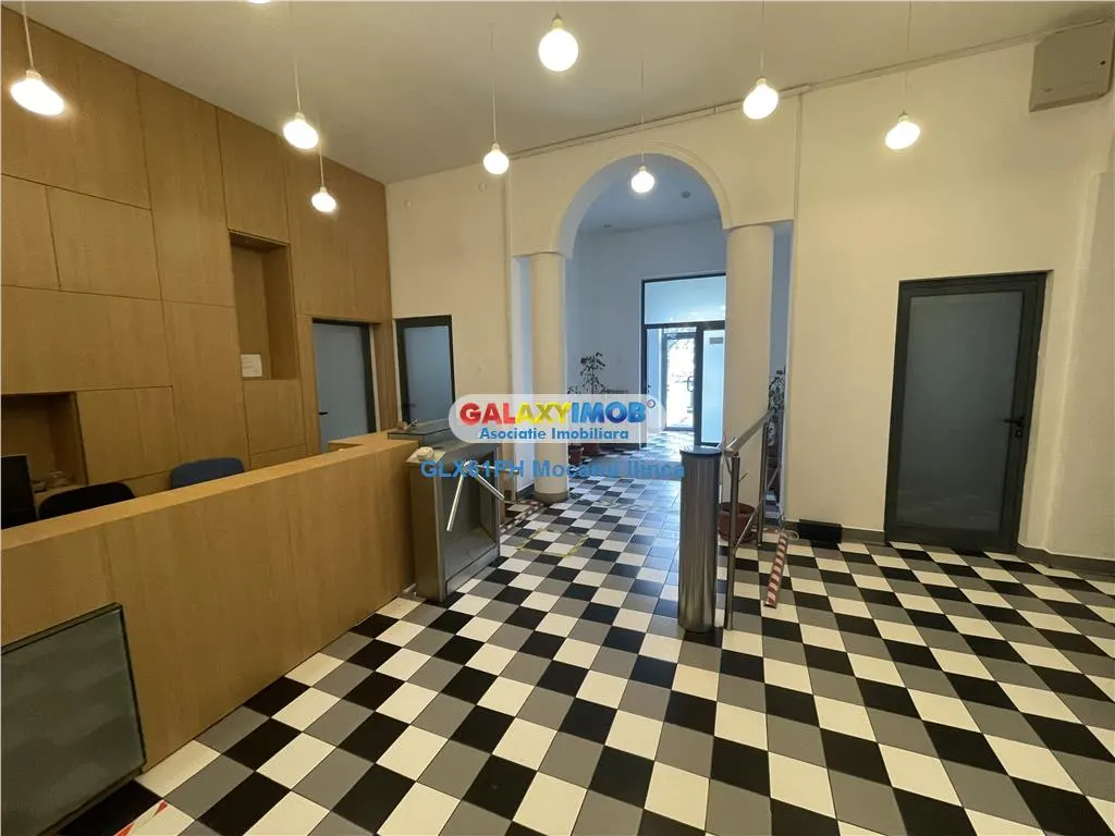 Inchiriere spatiu de birou, cladire eleganta, Ploiesti, Bulevard - foto 1