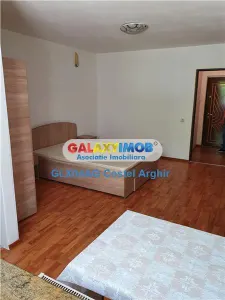 Inchiriez garsoniera in zona Craiovei - Pitesti