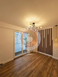 Piata Victoriei | 2 camere | Semidecomandat | 40mp | B13195 - Bucuresti