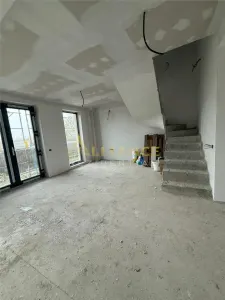 Casa 5 camere tip DUPLEX - 4 bai, Terasa + Curte, 250 MP - foto 6