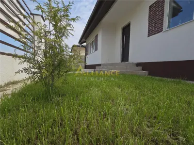 Casa parter- pod mansardat- 360mp teren- placa de beton - Berceni