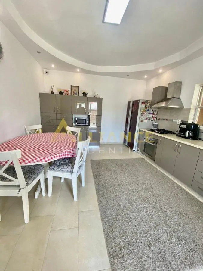 Vila Aparatorii Patriei - foto 11