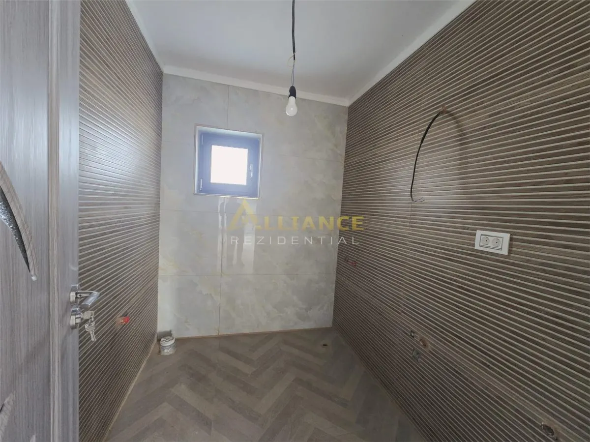 3 CAMERE 2 BĂI - COMUNA BERCENI, ILFOV - 130.000€ - foto 6