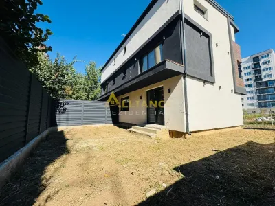 Vila de vanzare || 4 camere || curte mare || aproape Grand Arena - foto 6