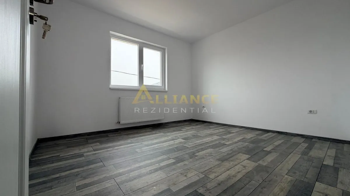 5 camere || strada asfaltata || gata de mutare || - foto 11
