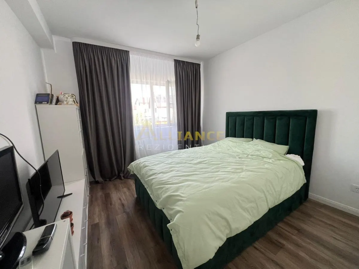  4 camere 2 bai teren 217mp - foto 3
