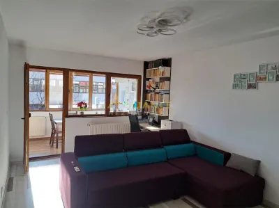 Apartament 3 camere de vanzare - Soseaua Oltenitei Sector 4 - Popesti-Leordeni