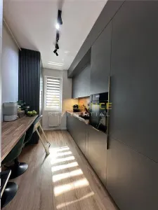 APARTAMENT LUX 2 camere MOBILAT cu GRADINA bloc NOU - foto 2