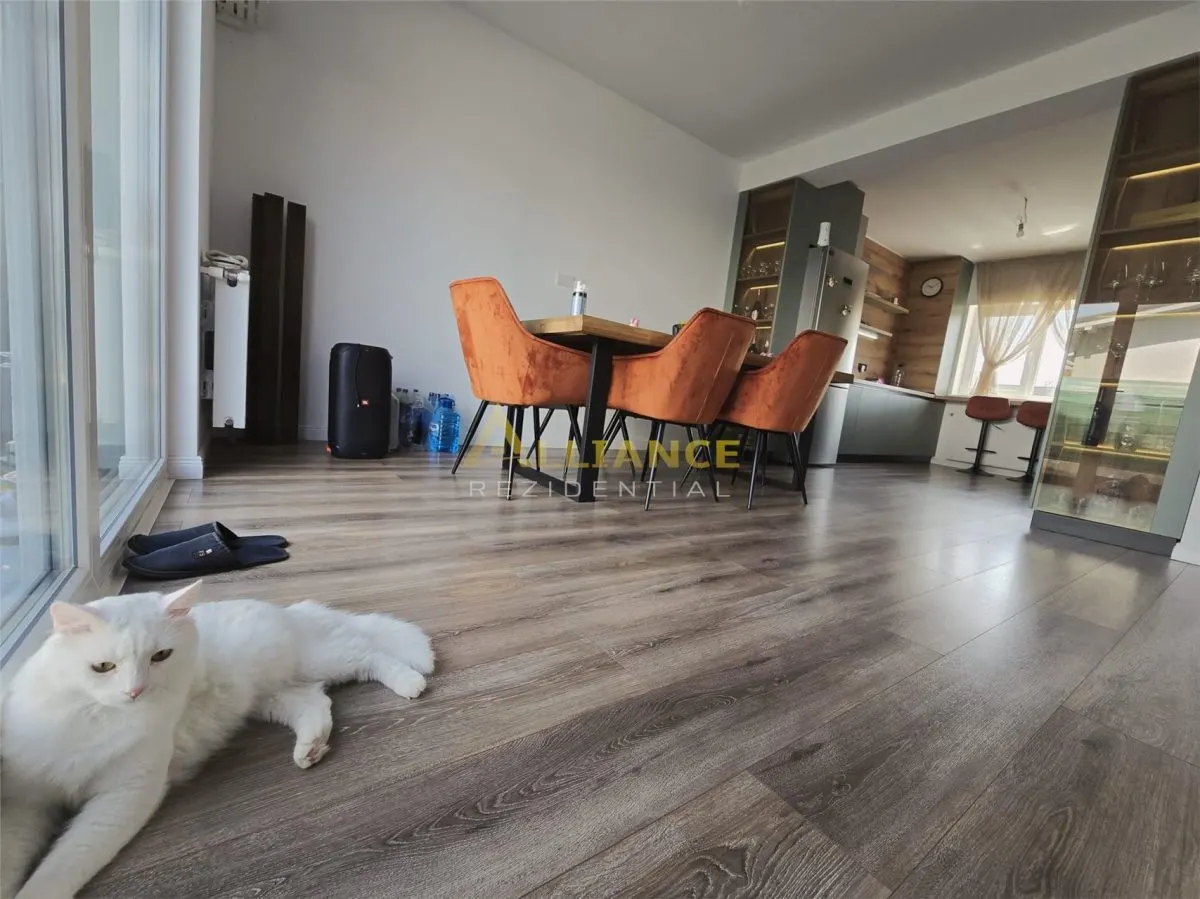 Duplex cu perete dublu- 4 camere - 2 bai - apa curenta  - pod - foto 4