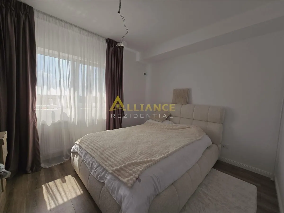 Duplex cu perete dublu- 4 camere - 2 bai - apa curenta  - pod - foto 7