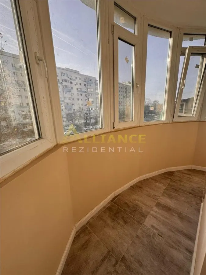 Aparatorii Patriei - Apartament 3 Camere - foto 2