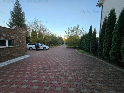 Vila spatioasa, construita in 2010 - foto 3