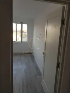 Podu Ros 2 camere 54 mp Renovat Fara Risc - Iasi