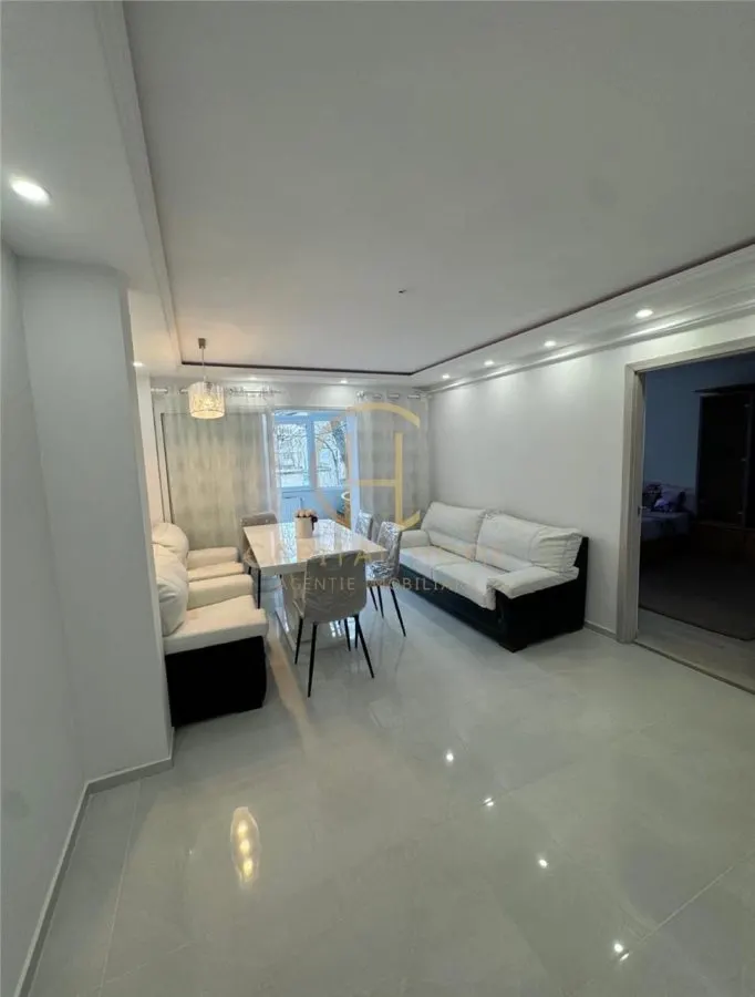 Apartament 4 camere Nicolina 2 - foto 3