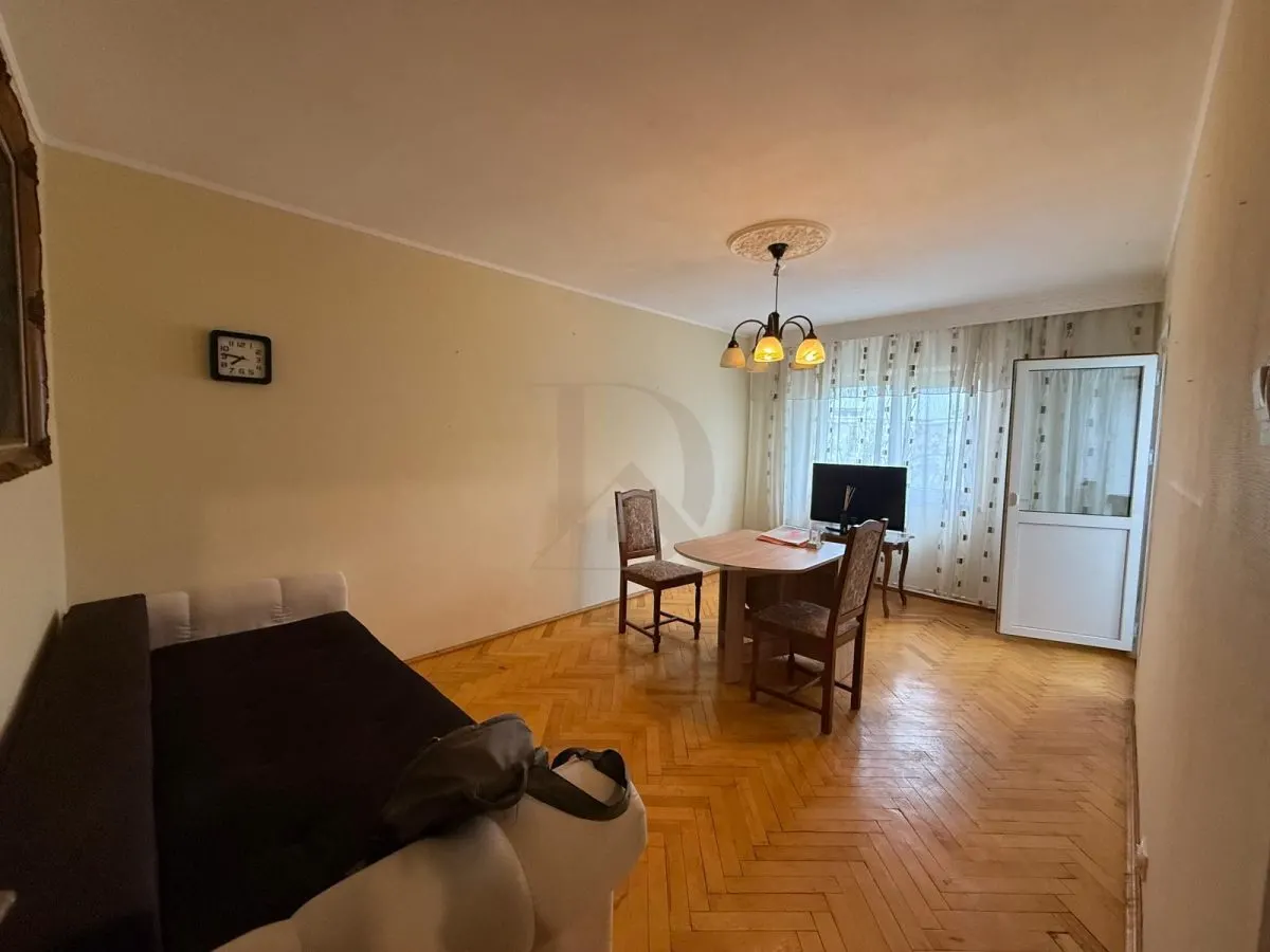 Pacurari - Petru Poni , apartament 3 camere etaj 3/4 - foto 1