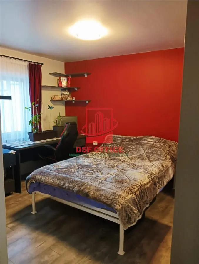 CASA 3cam 2bai beci MOBILATA SI UTILATA TOMESTI - foto 2