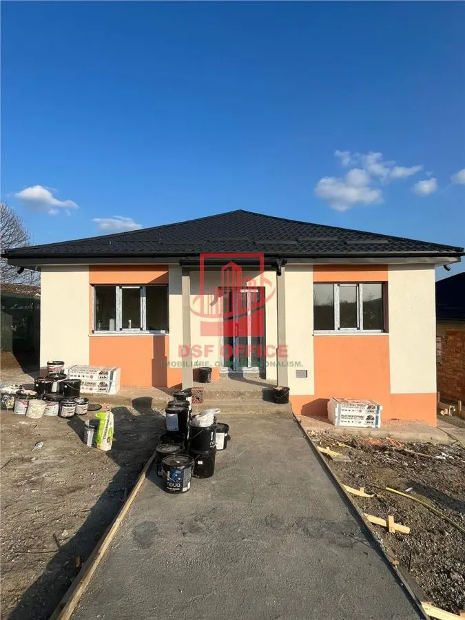 CASA TOMESTI PRIMARIE 470mp Teren, cu toate utilitatile - foto 1