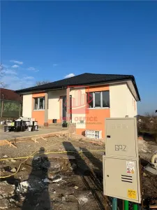 CASA TOMESTI PRIMARIE 470mp Teren, cu toate utilitatile - foto 6