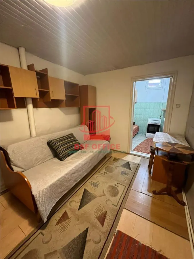 Garsoniera in Copou, la casa, modesta - foto 1