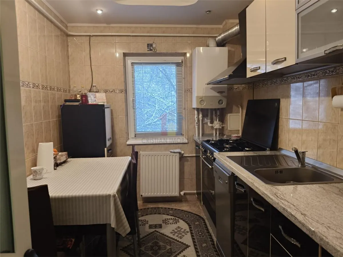 3 camere, Mobilat si Utilat, etaj 1, Progresu - foto 6