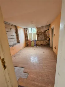 Casa 3 camere caramida zona Maternitatii Teren - 157 mp - Braila