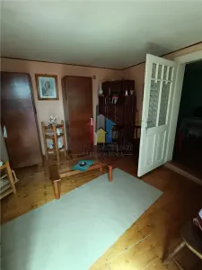 Casa intre Scolilor si Calarasi,  Teren cu 237mp - foto 2