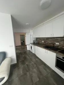 APARTAMENT DE VANZARE ISU BLOC NOU| 65MPU | DECOMANDAT | 105.000 EURO - Bistrita