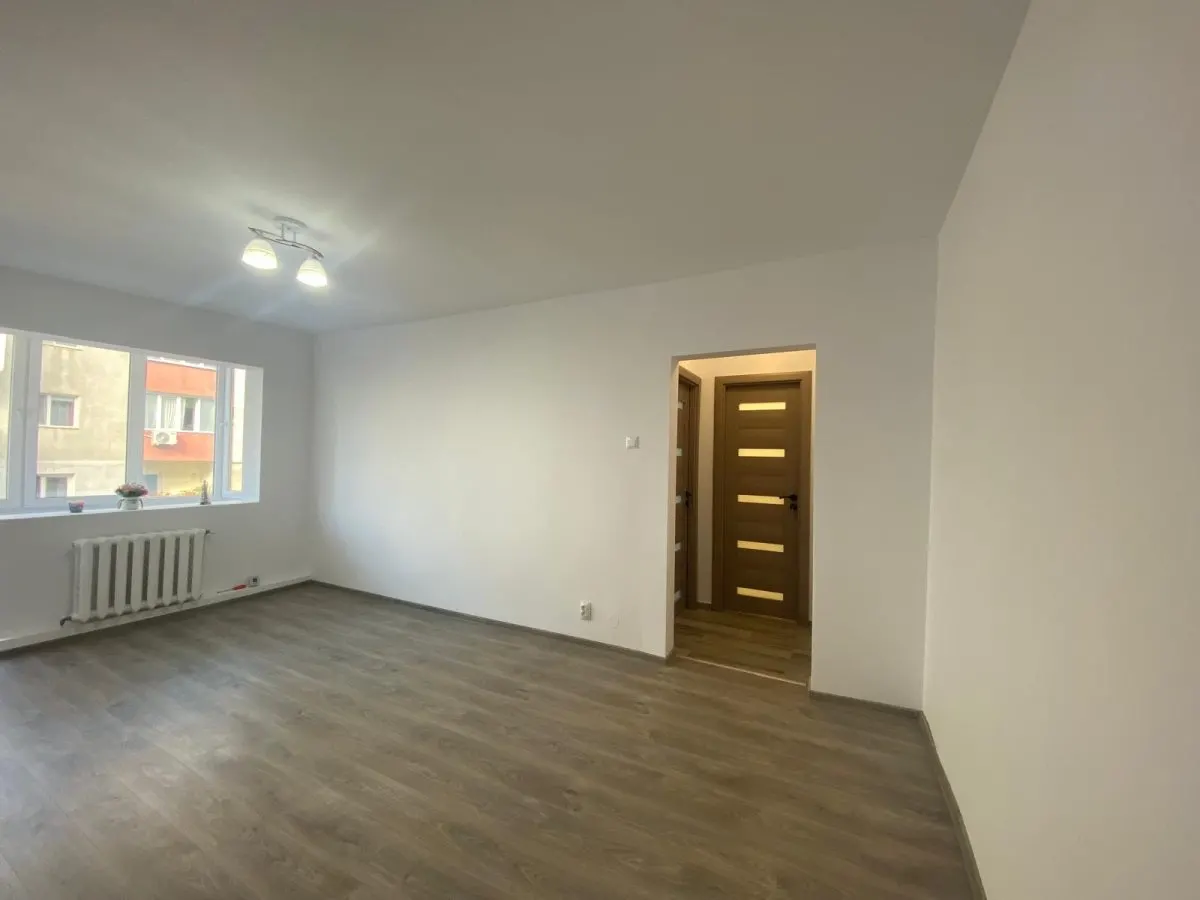 APARTAMENT 2 CAMERE | SEMIDECOMANDAT | ZONA LAMA - foto 6
