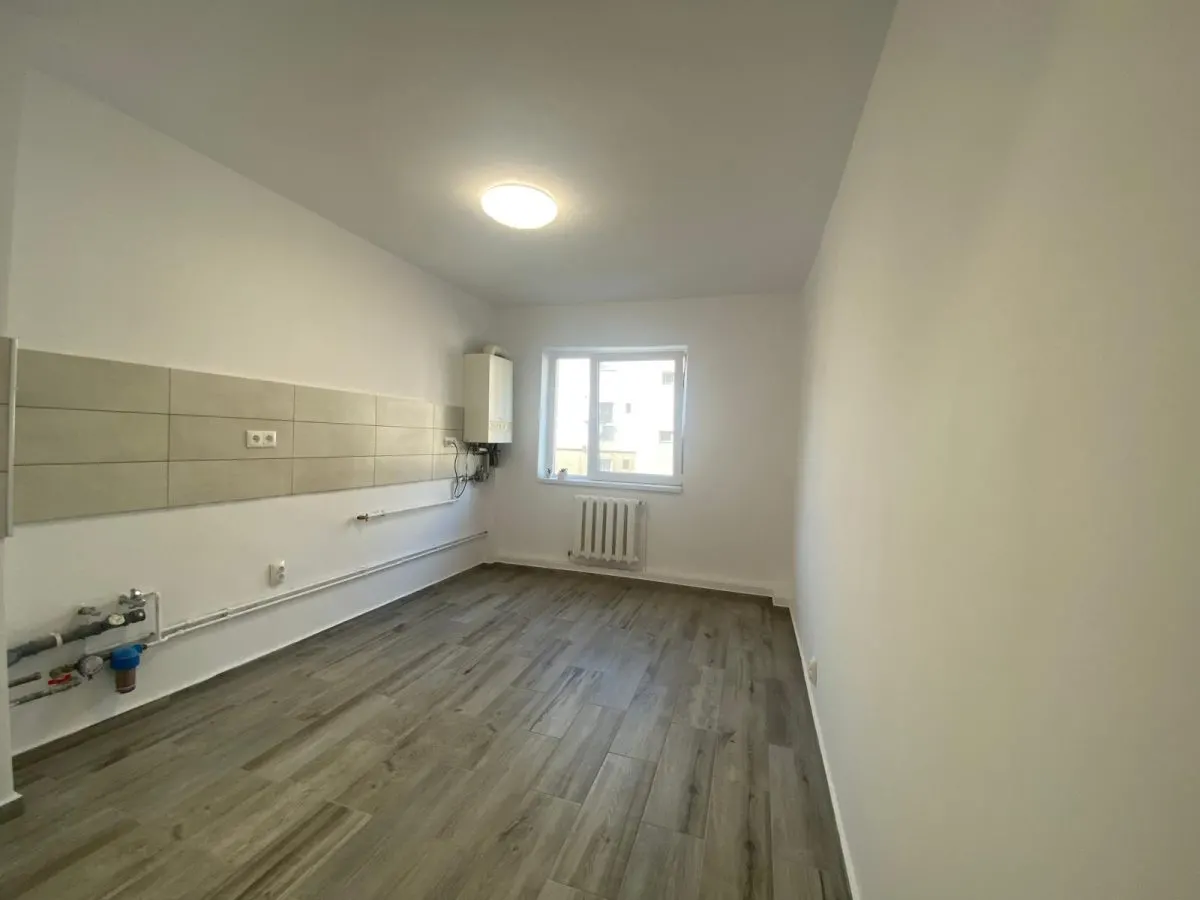 APARTAMENT 2 CAMERE | SEMIDECOMANDAT | ZONA LAMA - foto 8