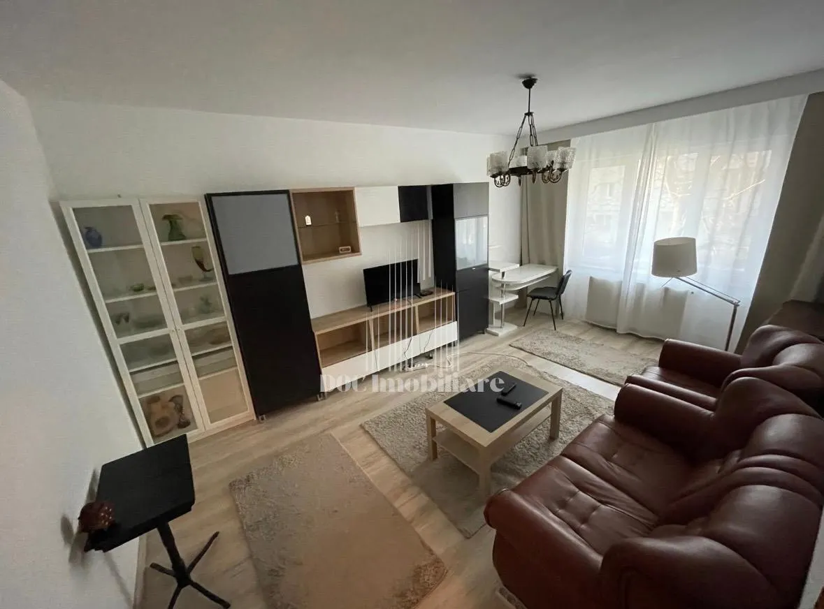 Vanzare apartament 3 camere Berceni - Piata Sudului - foto 1