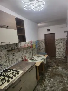 1 camera Mobilat si Utilat, Buzaului, etaj intermediar - foto 10