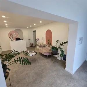 Spatiu comercial Sf Lazar EvaSalon Centru - foto 10