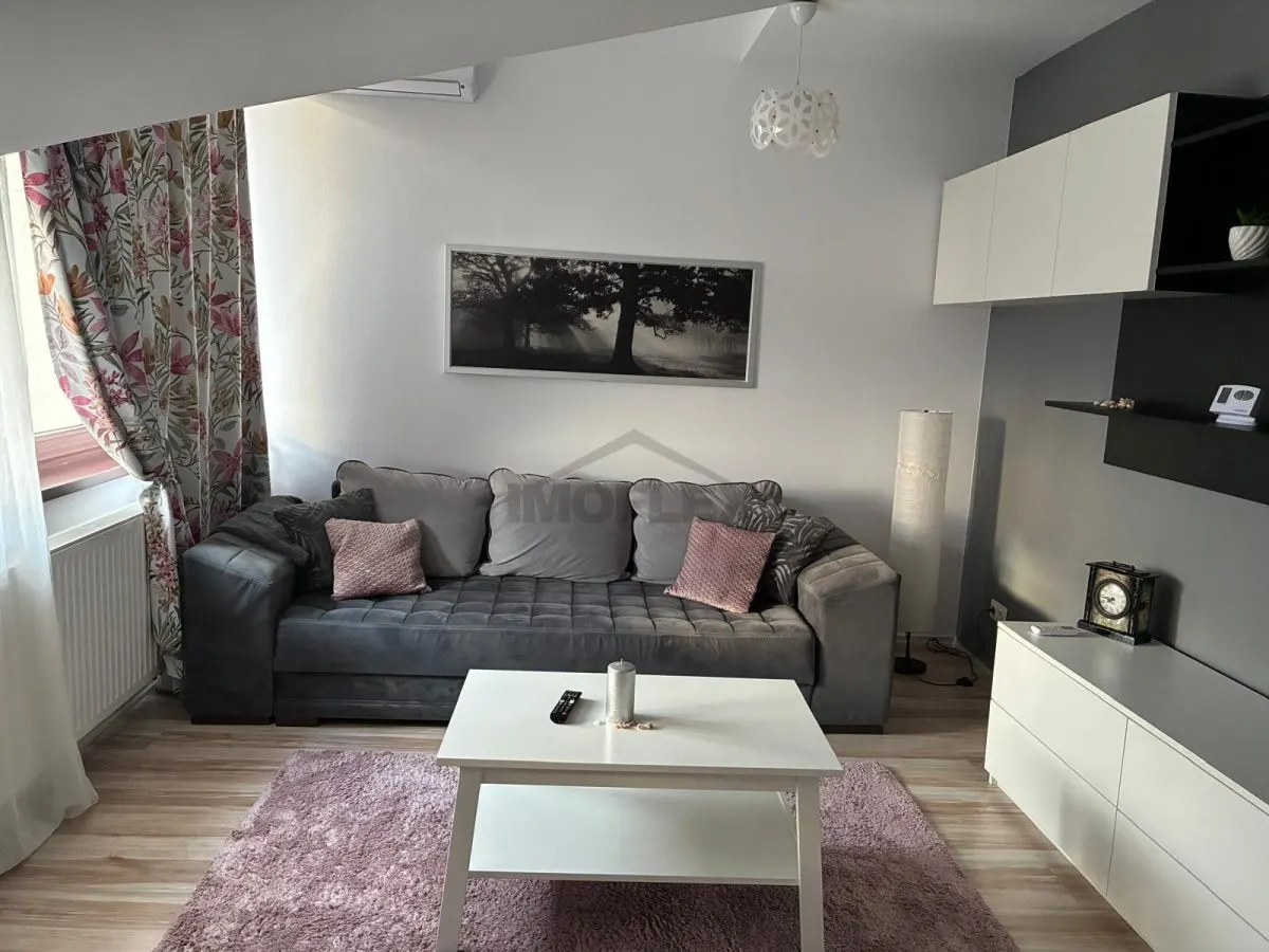 Apartament 2 camere, zona Tractorul - foto 2