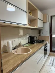 Apartament 2 camere, zona Tractorul - foto 4