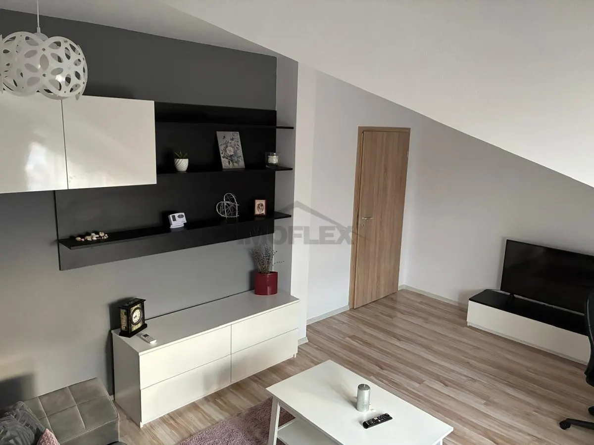Apartament 2 camere, zona Tractorul - foto 9