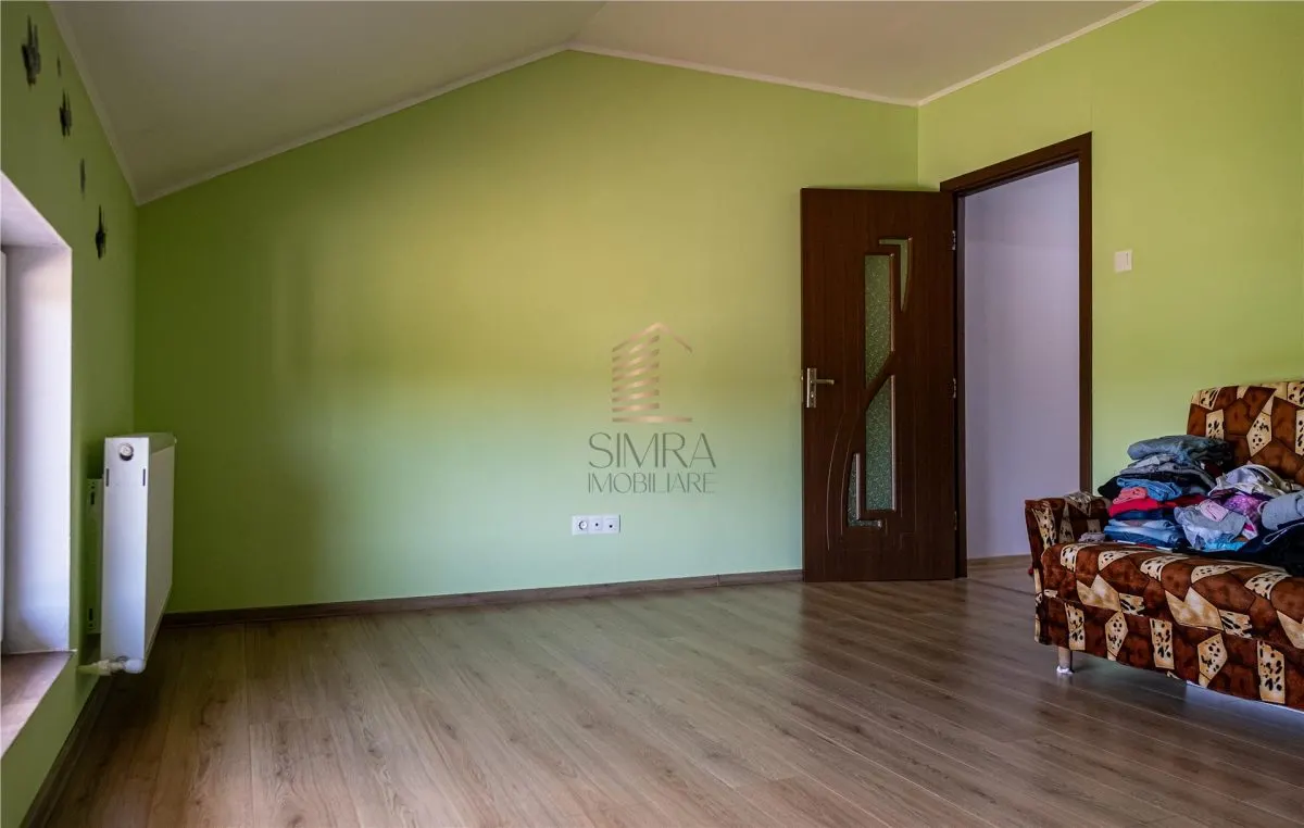 Casa cu teren de 455 mp Biharia - foto 8