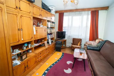 Apartament cu 3 camere, Bld Dacia - Oradea