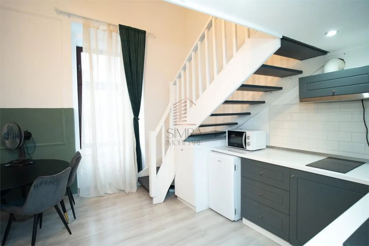 Apartament ultracentral tip Loft - foto 12