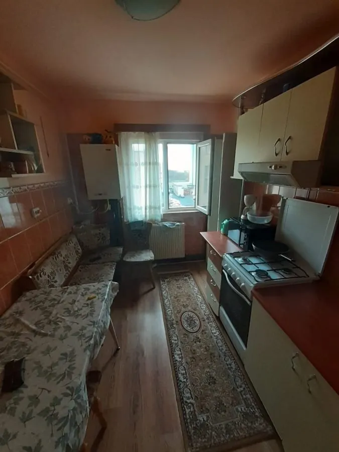 Apartament  3 camere Darste ,decomandat,121500Euro neg - foto 1