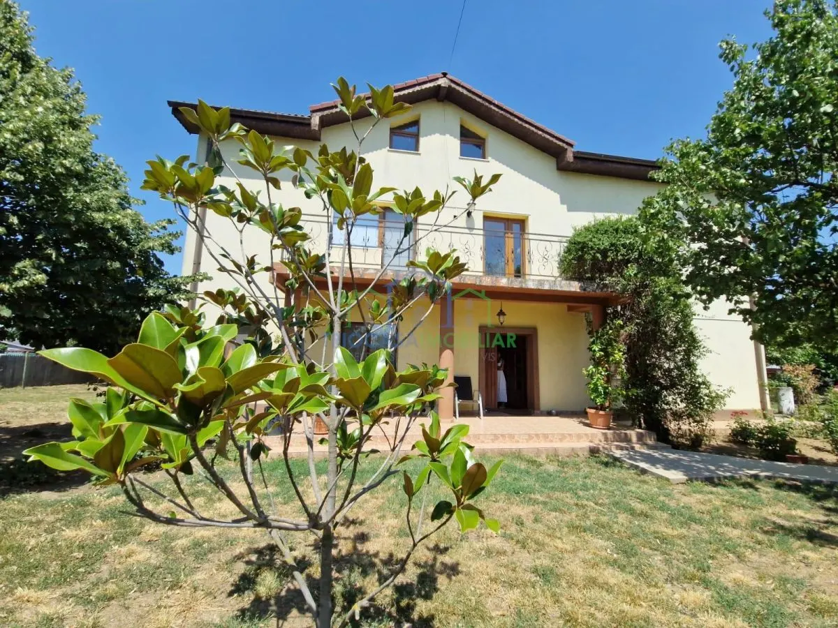 CASA P +E , 5 camere -Cosoveni - foto 1