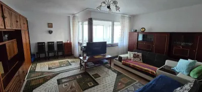 Apartament 3 camere,decomandat,2 balcoane,159000 Euro neg - Brasov