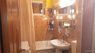 Vanzare apartament 3 camere  Obor/ Avrig - foto 8