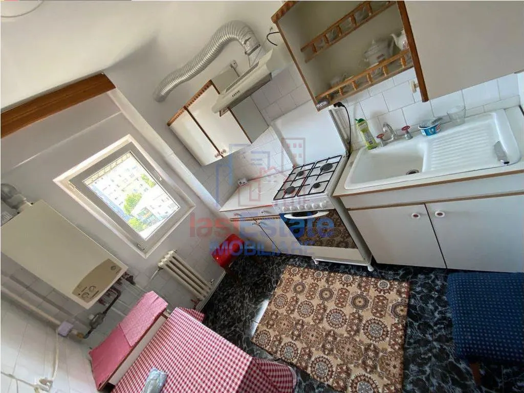 Apartament 2 camere Alexandru cel Bun - foto 3