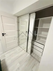 Apartament cu 2 camere de vanzare - foto 2