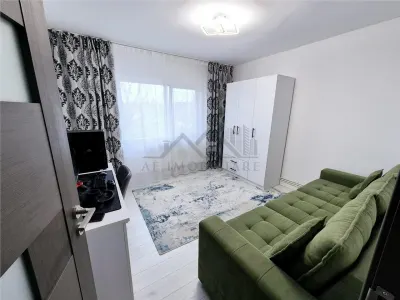 Apartament cu 3 camere de vanzare - Iasi