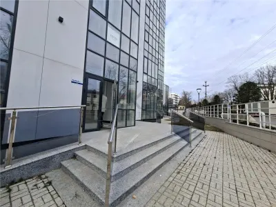 Spatiu comercial 108mp Azimut - Copou - Iasi