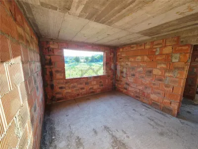 Casa de vanzare cu priveliste frumoasa - foto 7