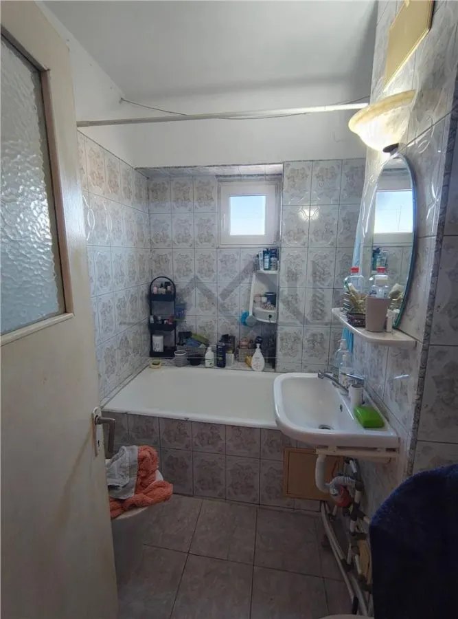 Apartament 4 camere 99mp etaj intermediar - foto 8